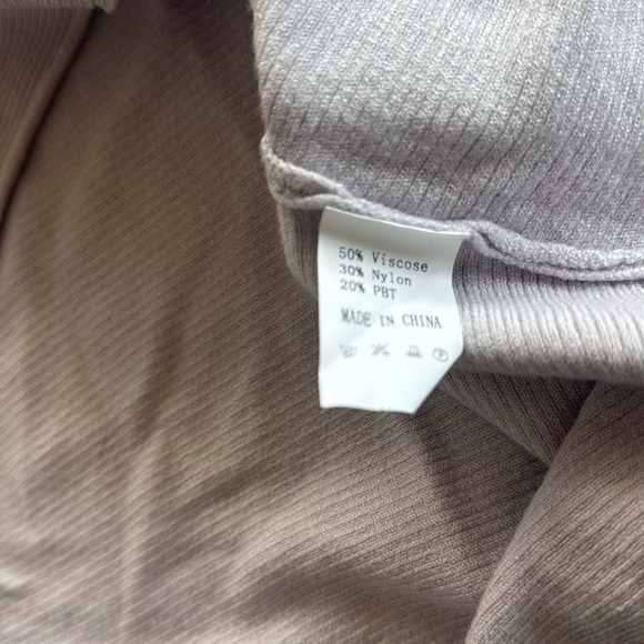 Size Small, lilac sweater “Anrabess”. - Picture 5 of 5